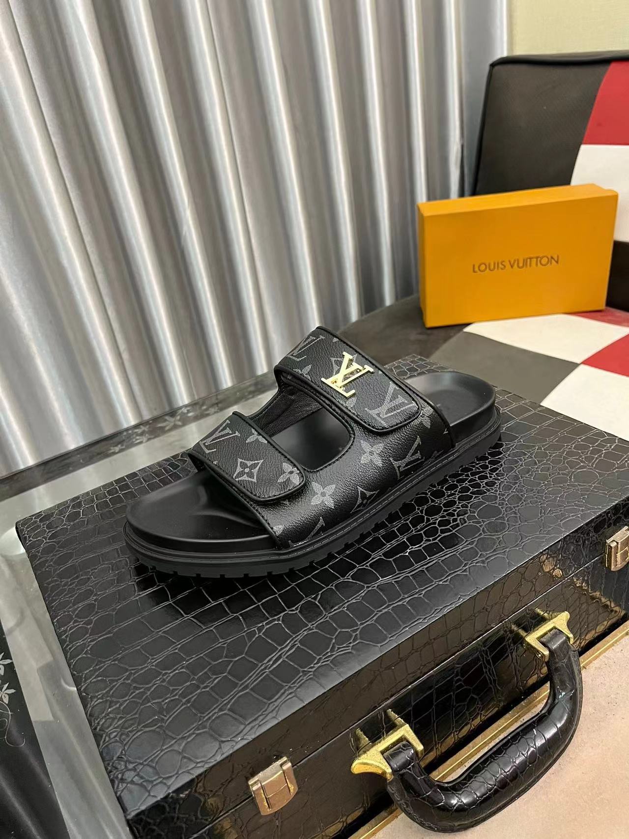 詳細な写真と価格については私に連絡してください。