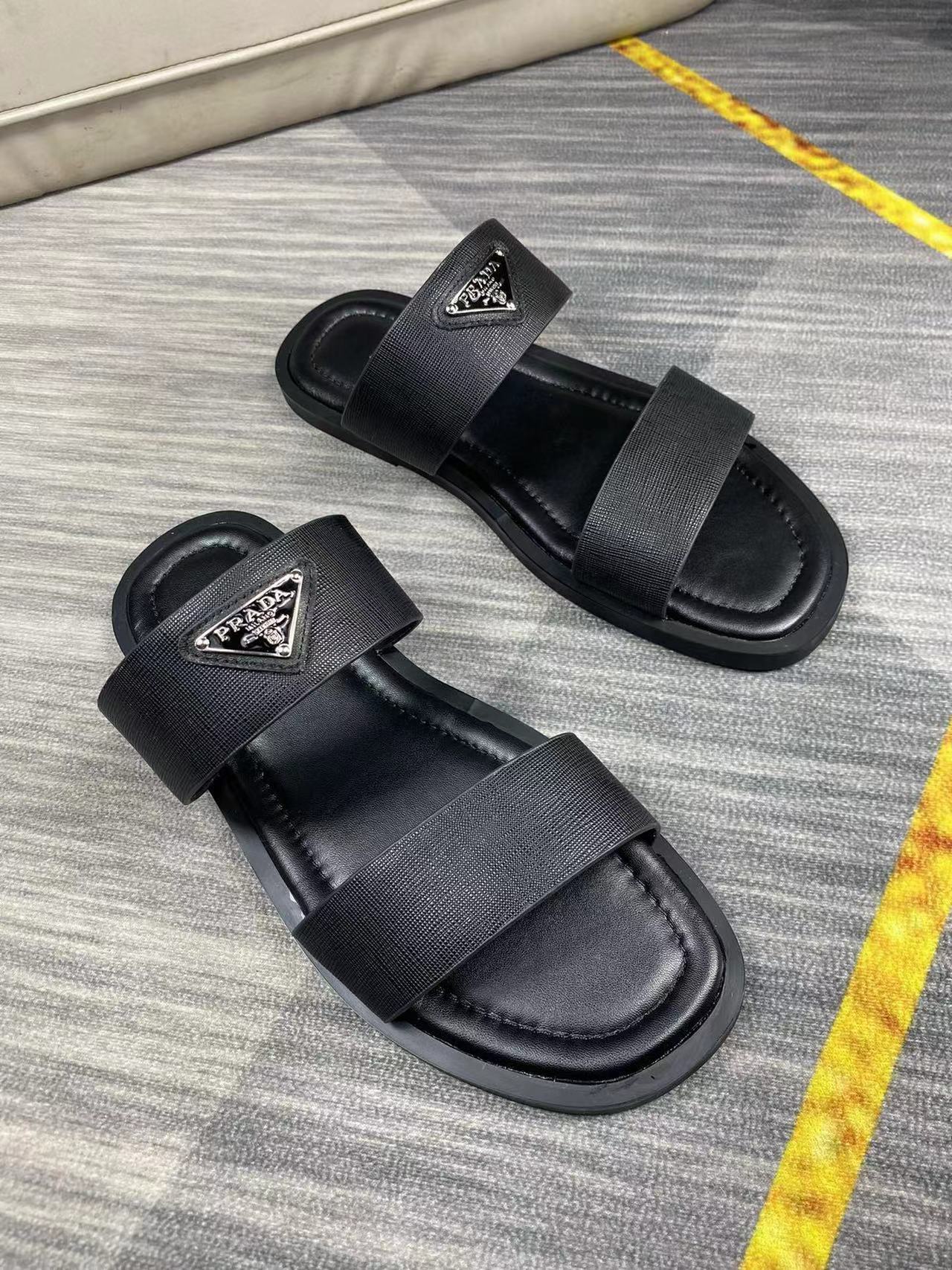 詳細な写真と価格については私に連絡してください。