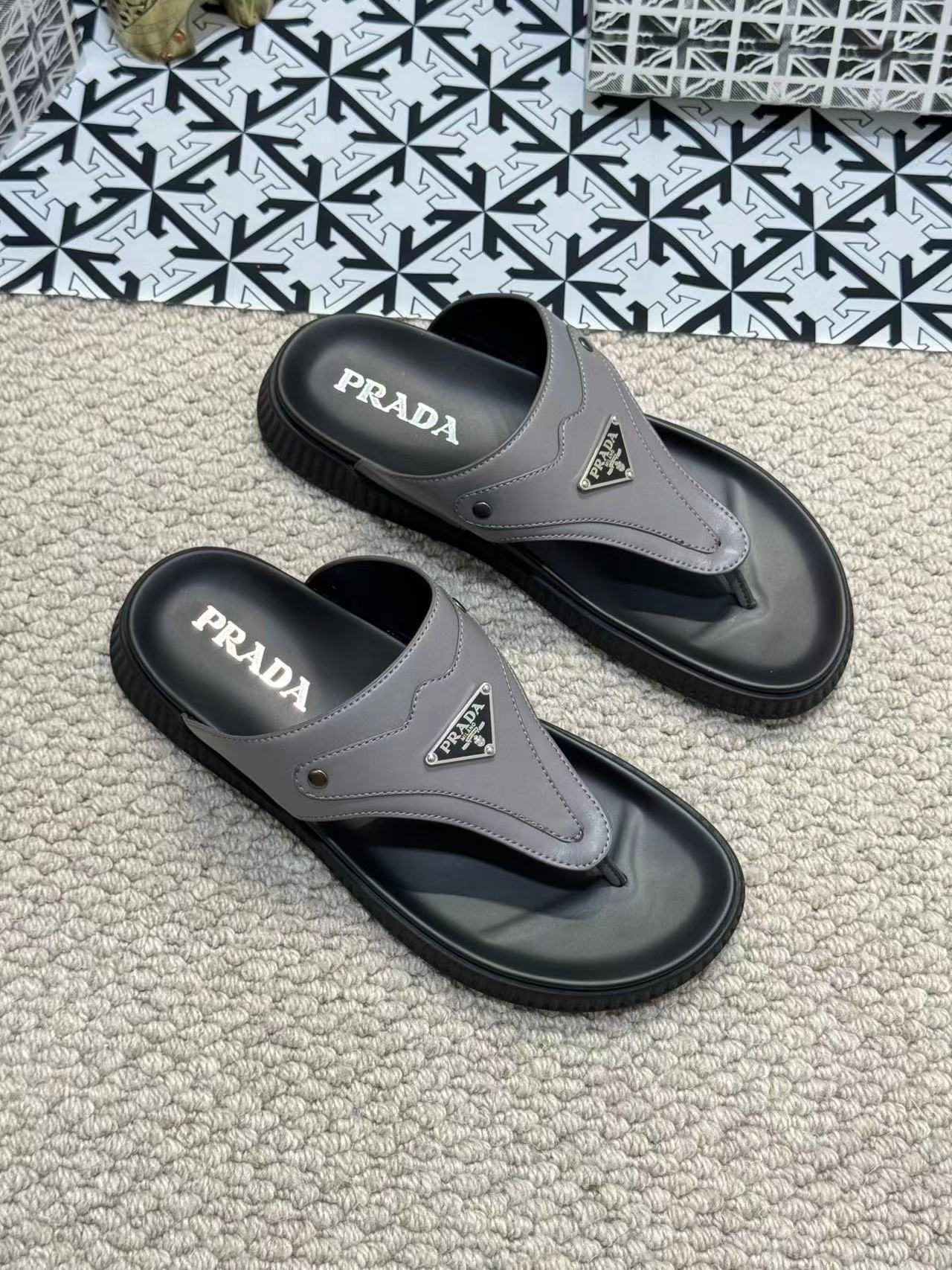 詳細な写真と価格については私に連絡してください。