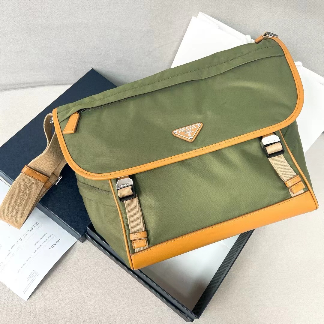 詳細な写真と価格については私に連絡してください。