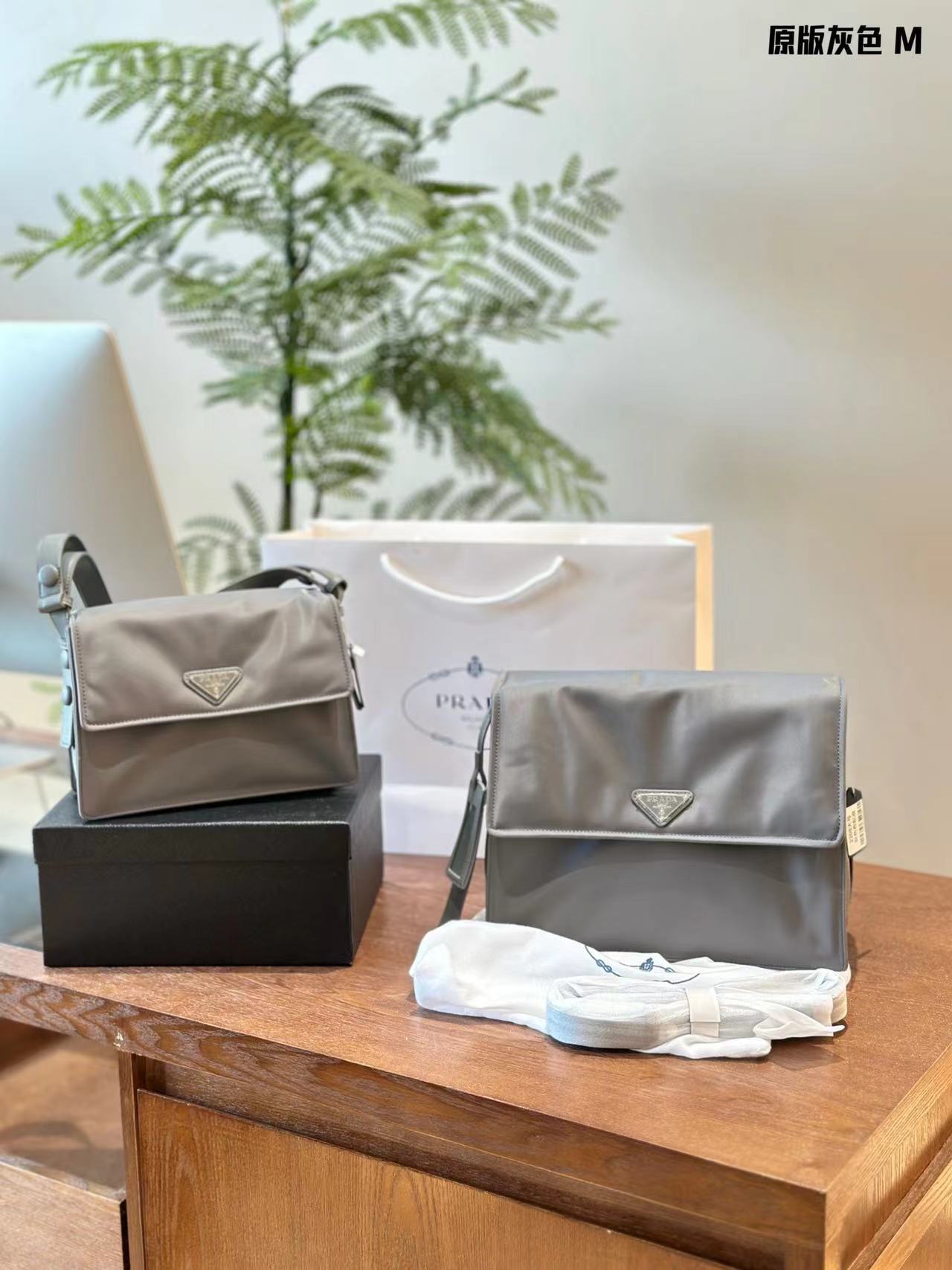 詳細な写真と価格については私に連絡してください。