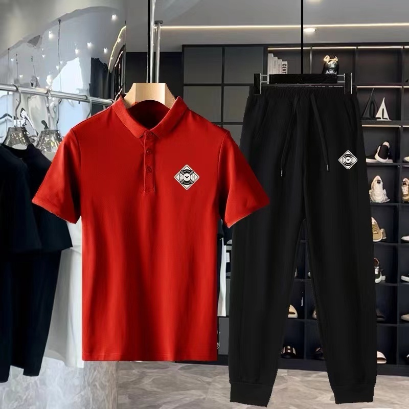 詳細な写真と価格については私に連絡してください。