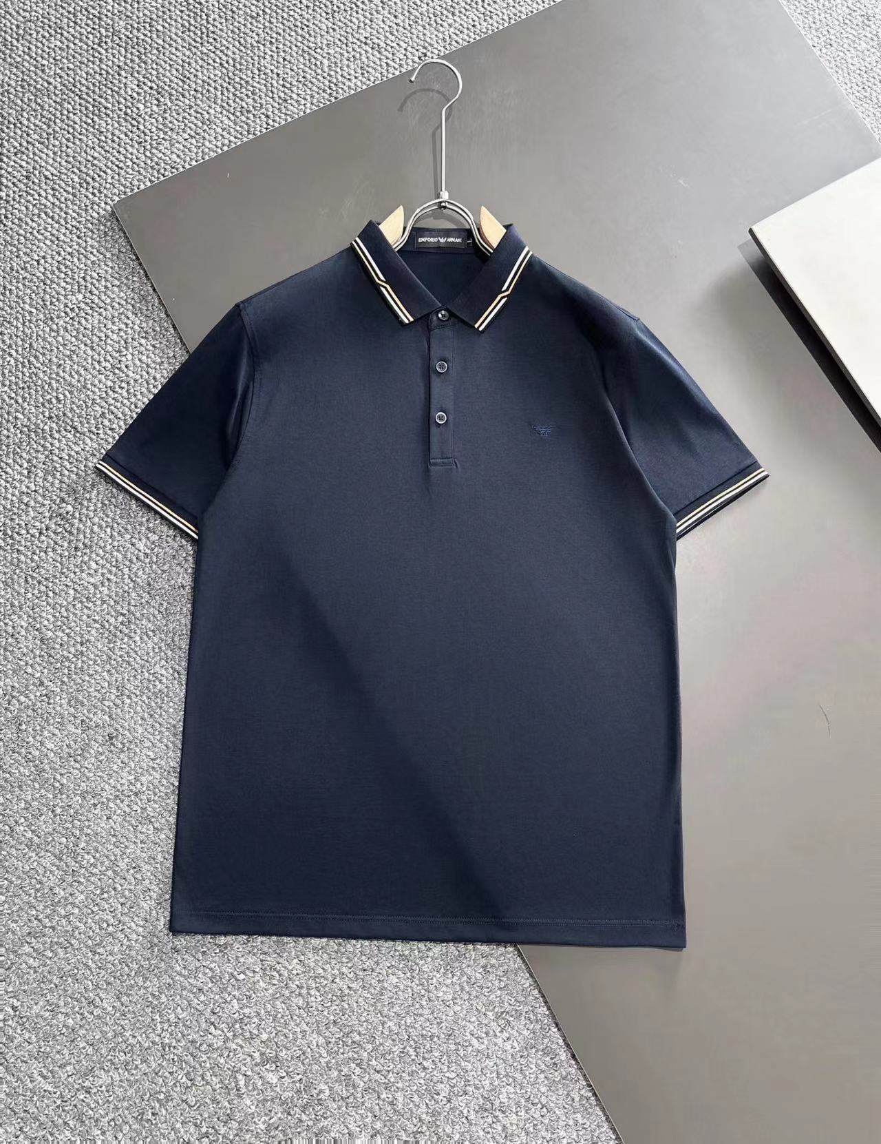 詳細な写真と価格については私に連絡してください。