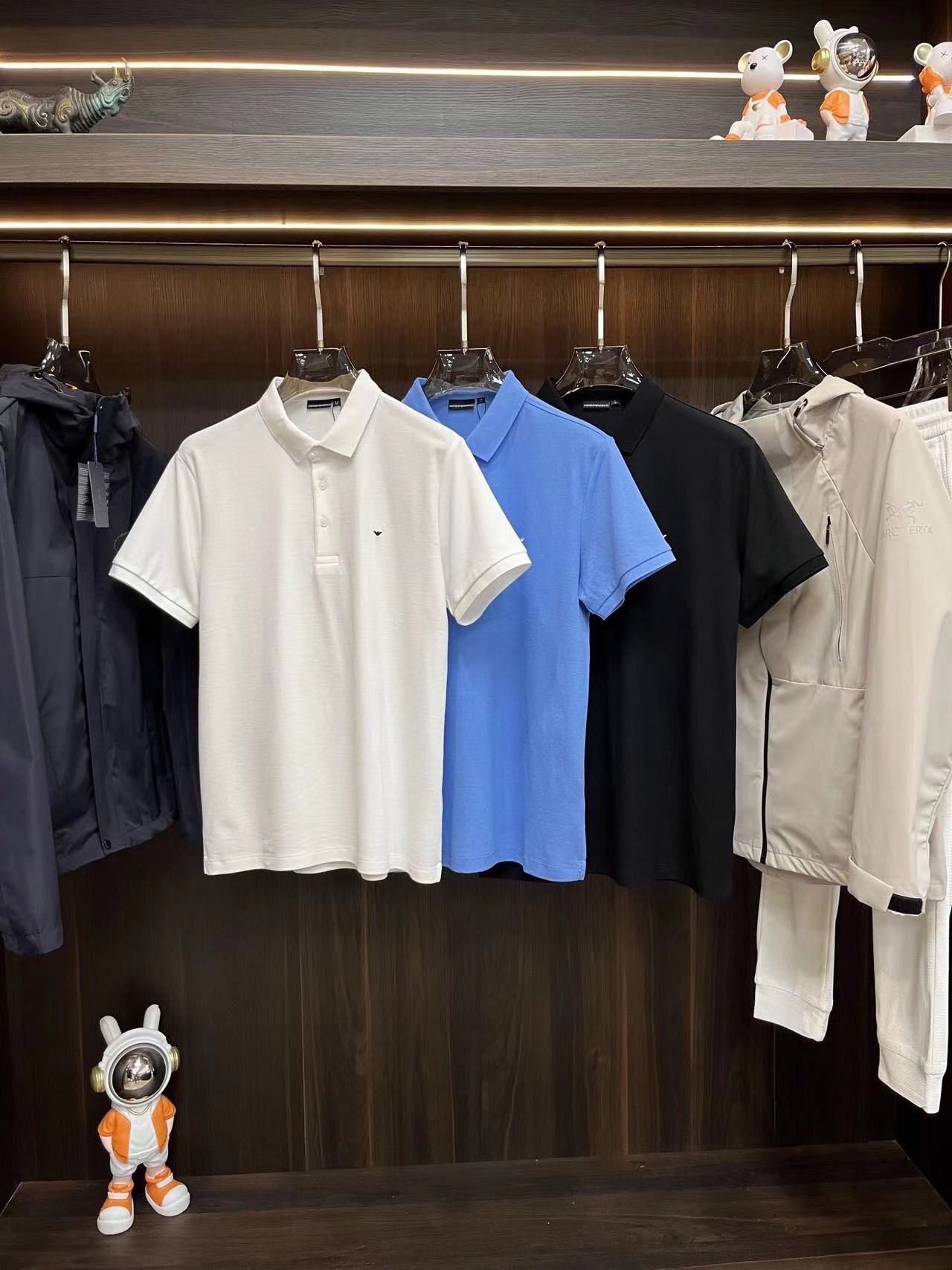 詳細な写真と価格については私に連絡してください。