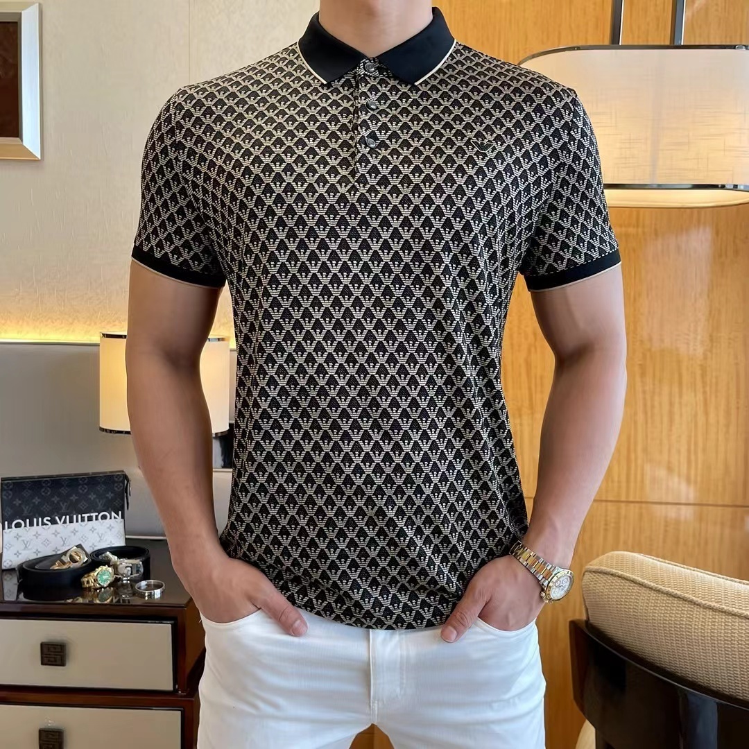 詳細な写真と価格については私に連絡してください。