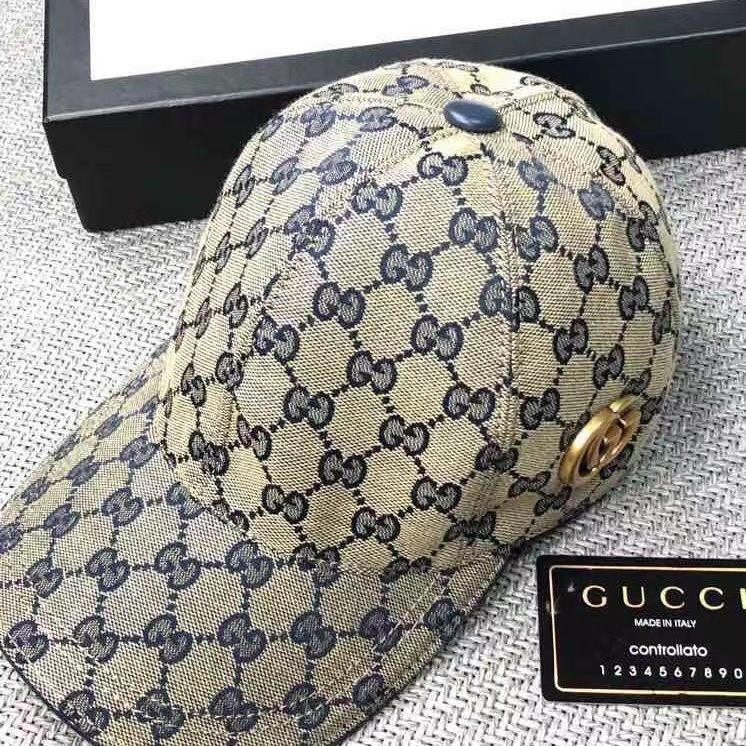 詳細な写真と価格については私に連絡してください。