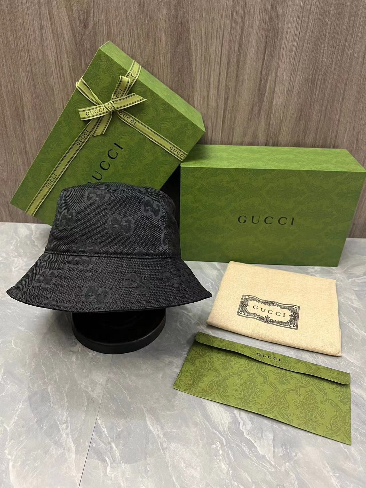 詳細な写真と価格については私に連絡してください。