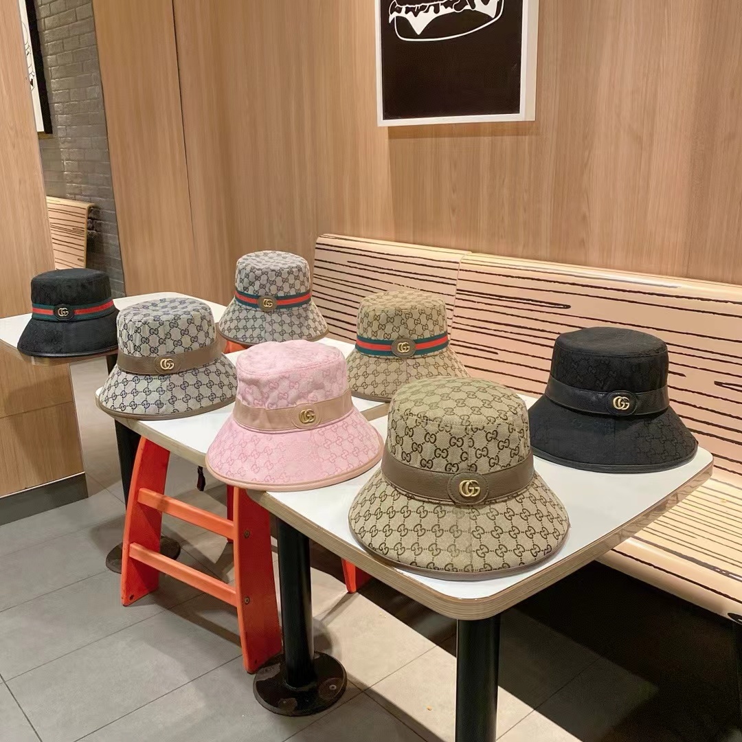 詳細な写真と価格については私に連絡してください。