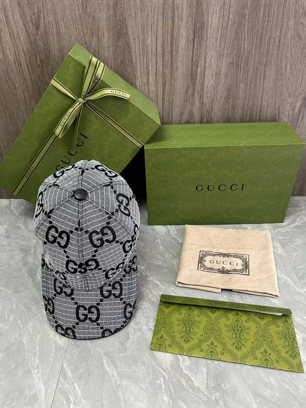 詳細な写真と価格については私に連絡してください。