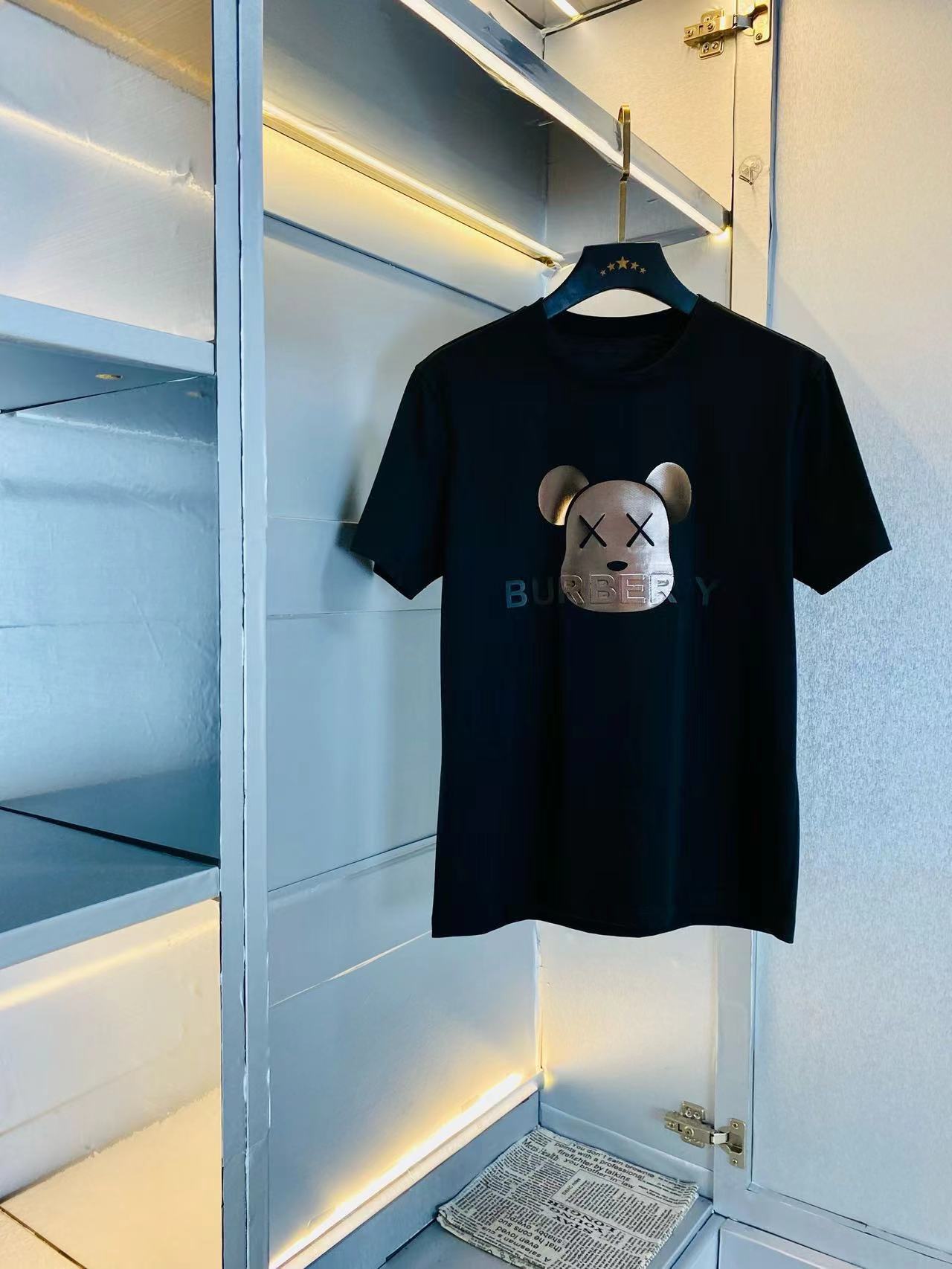 詳細な写真と価格については私に連絡してください。