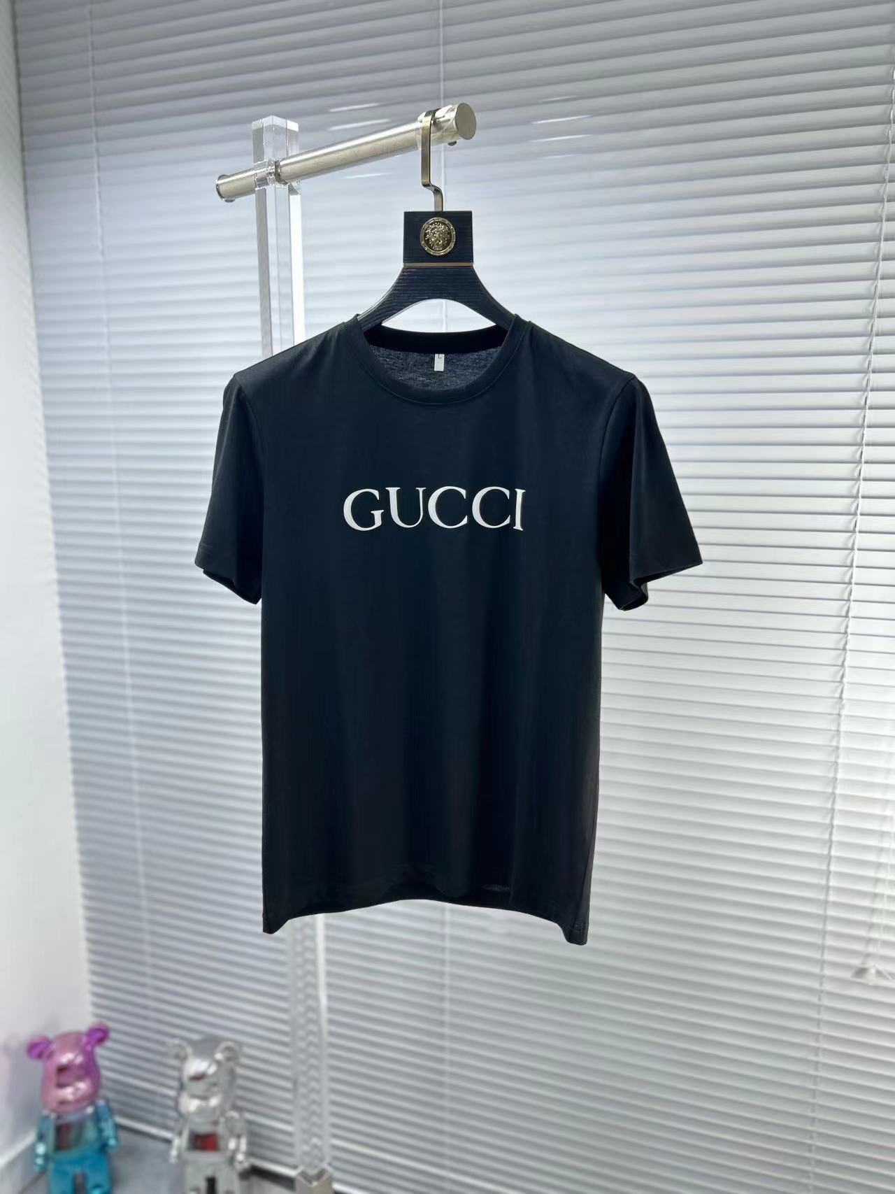 詳細な写真と価格については私に連絡してください。