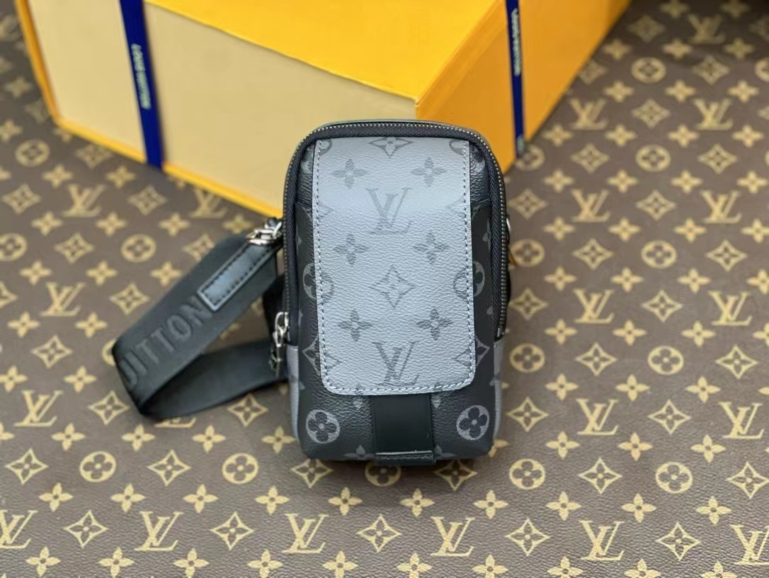 詳細な写真と価格については私に連絡してください