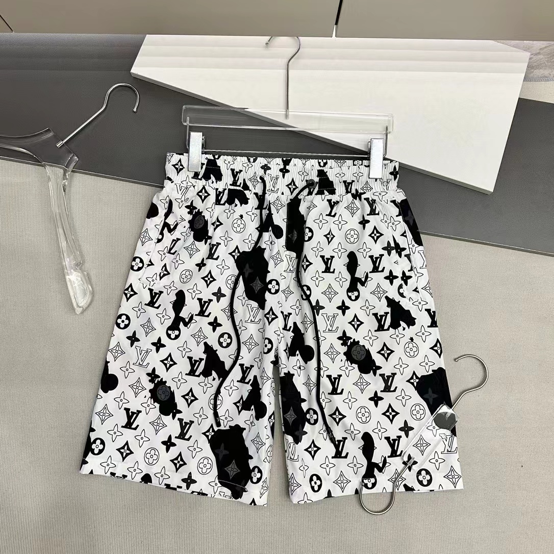 詳細な写真と価格については私に連絡してください。