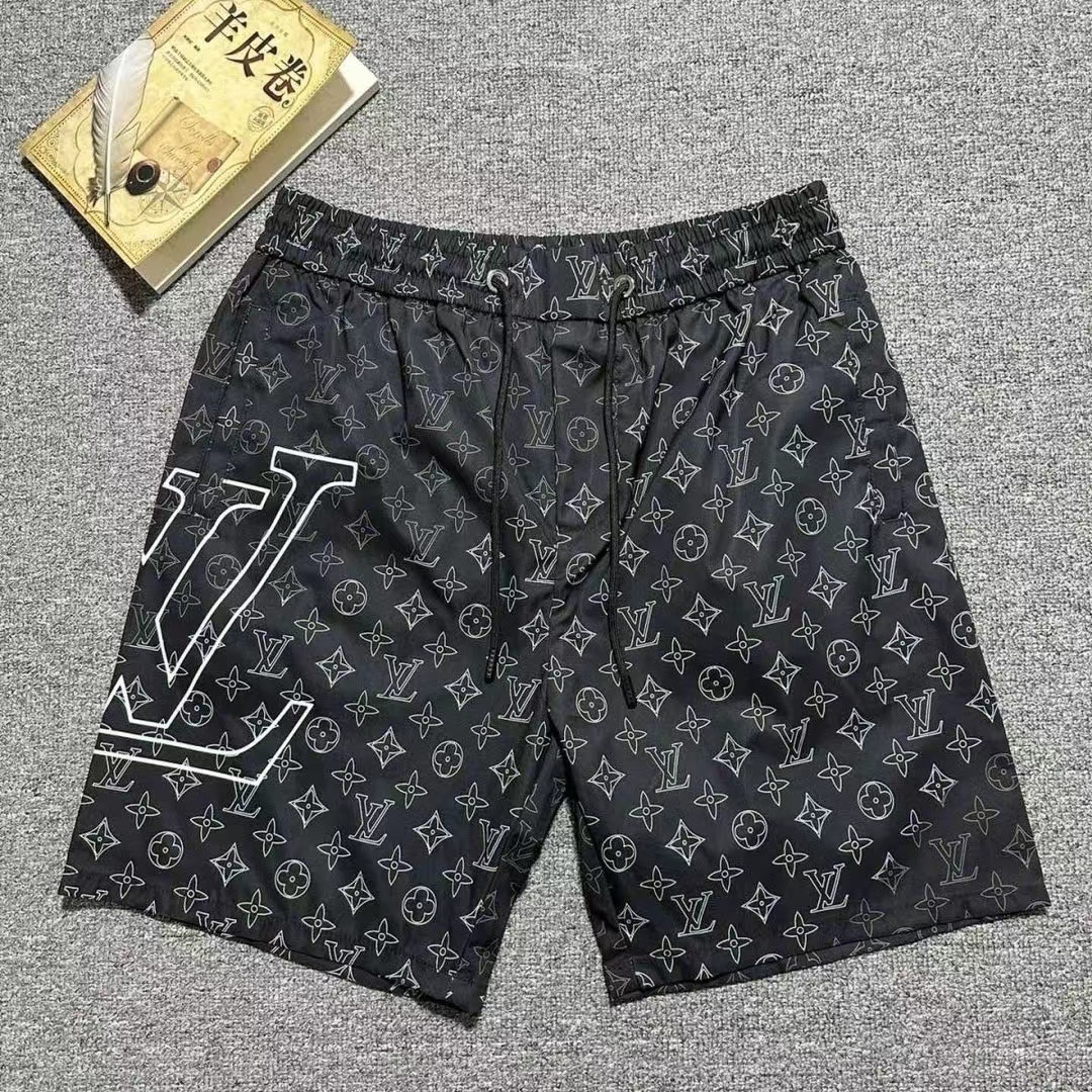 詳細な写真と価格については私に連絡してください。