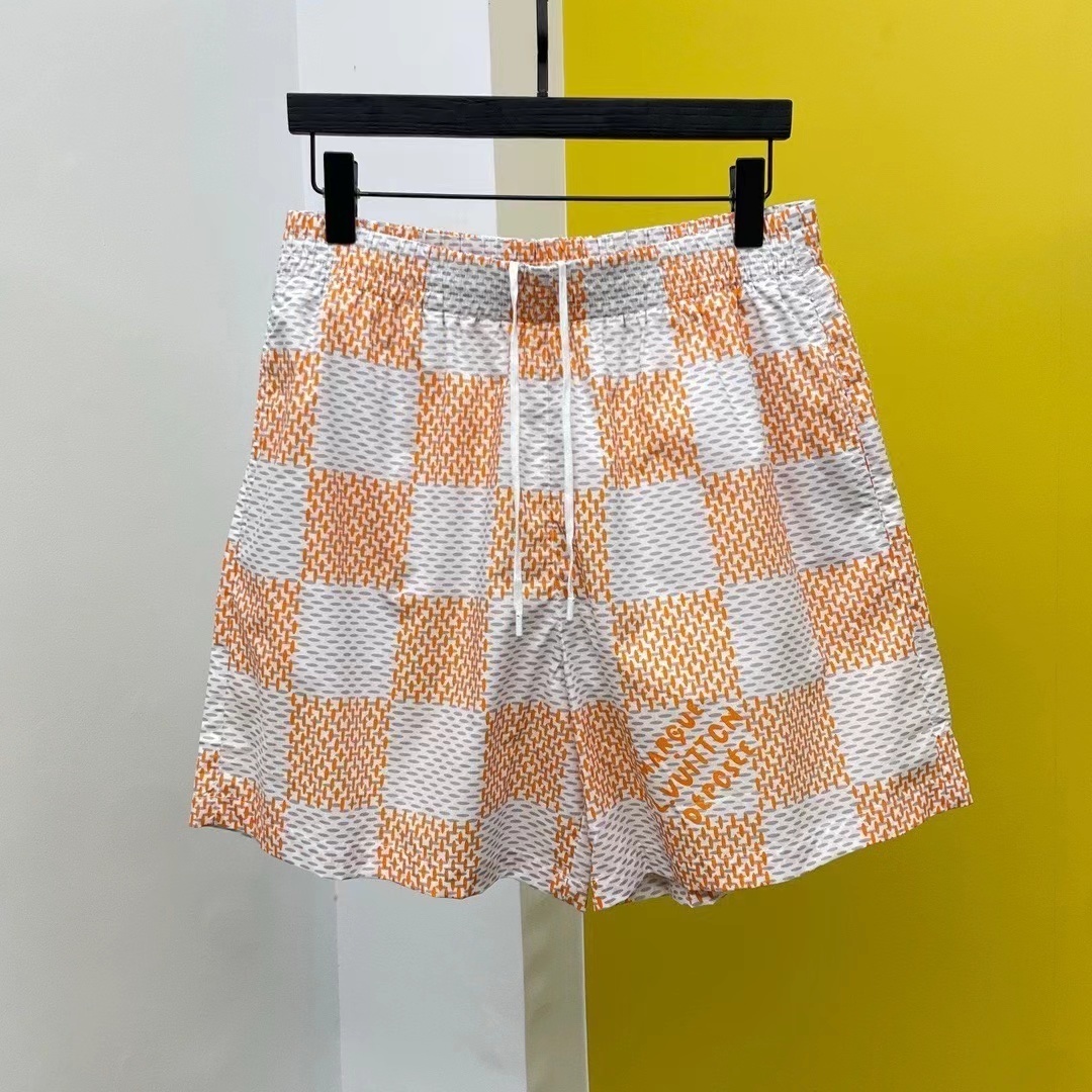 詳細な写真と価格については私に連絡してください。