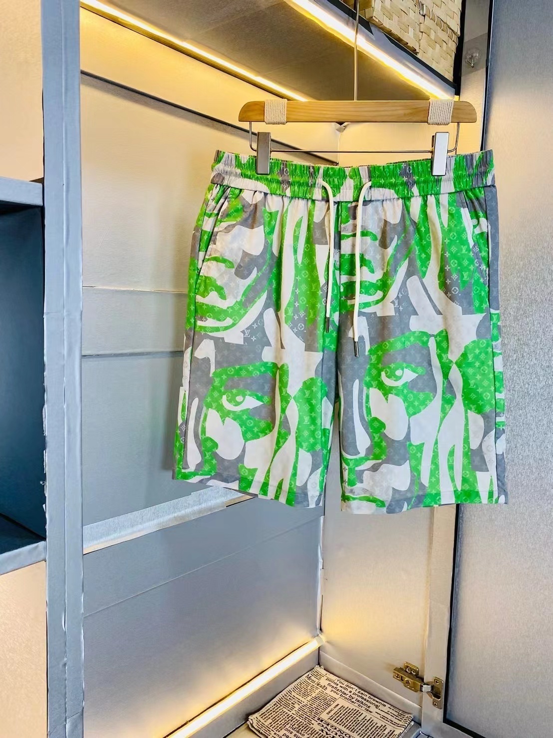 詳細な写真と価格については私に連絡してください。