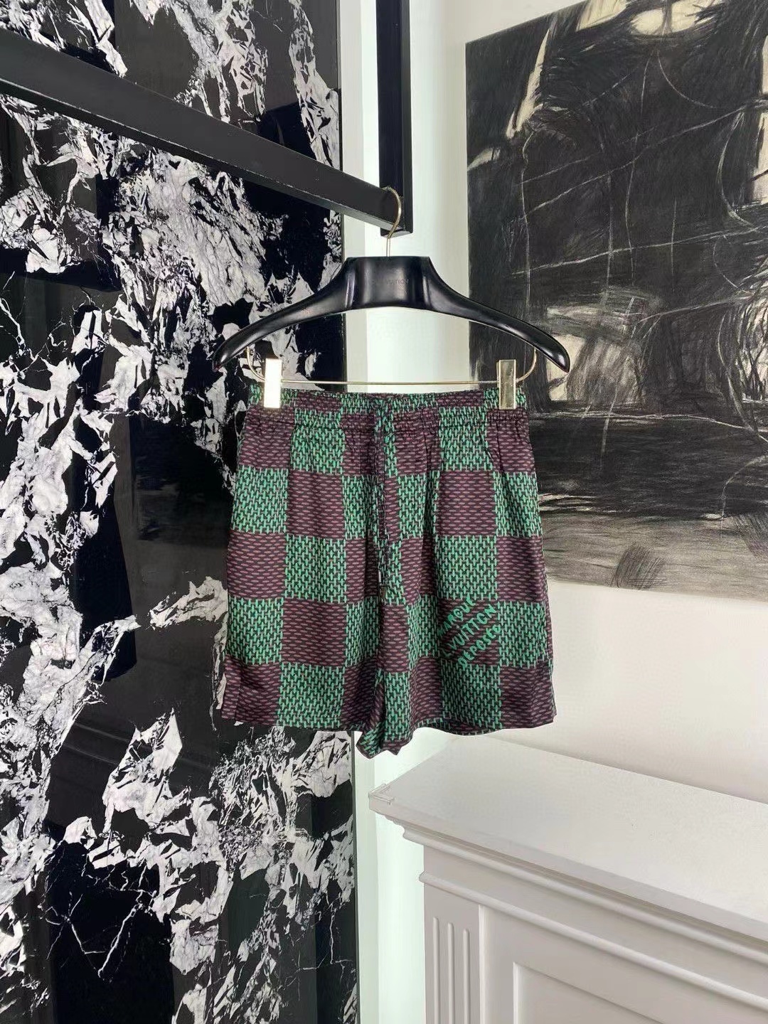 詳細な写真と価格については私に連絡してください。