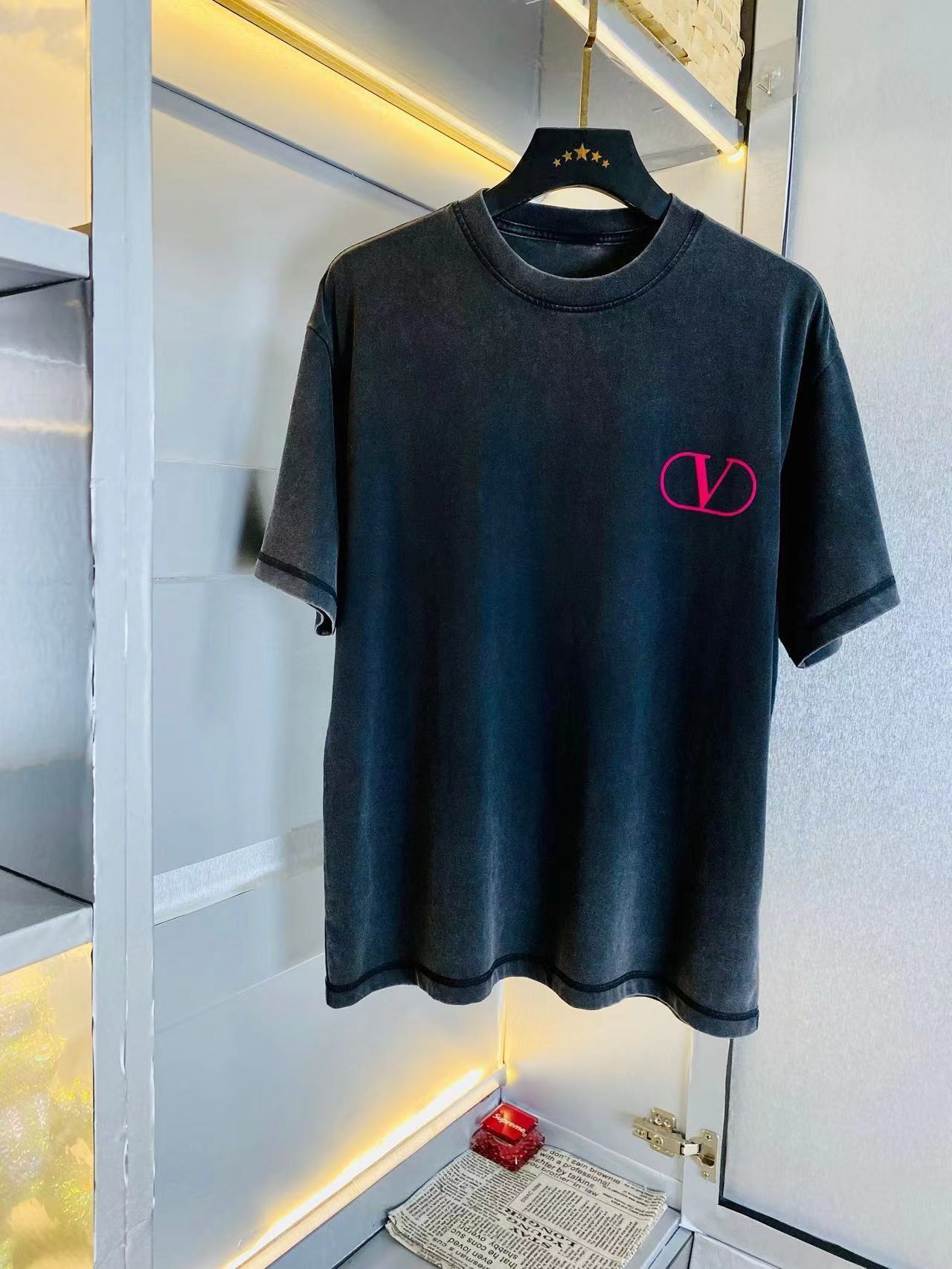 詳細な写真と価格については私に連絡してください。