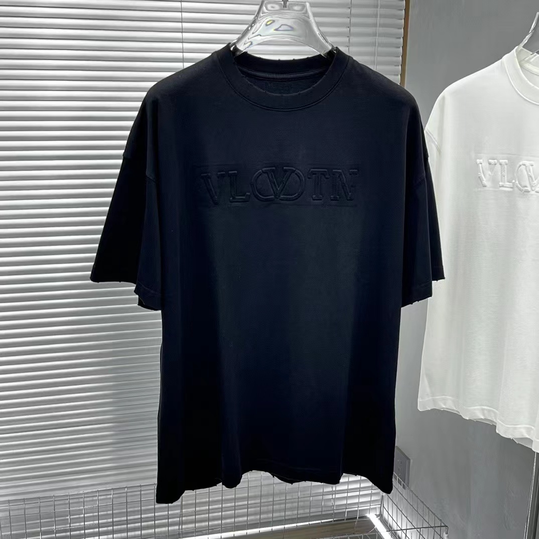 詳細な写真と価格については私に連絡してください。