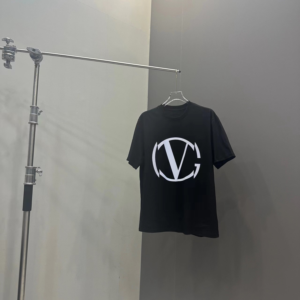 詳細な写真と価格については私に連絡してください。