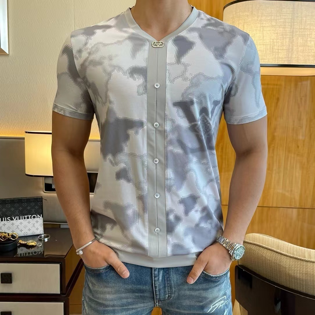 詳細な写真と価格については私に連絡してください。