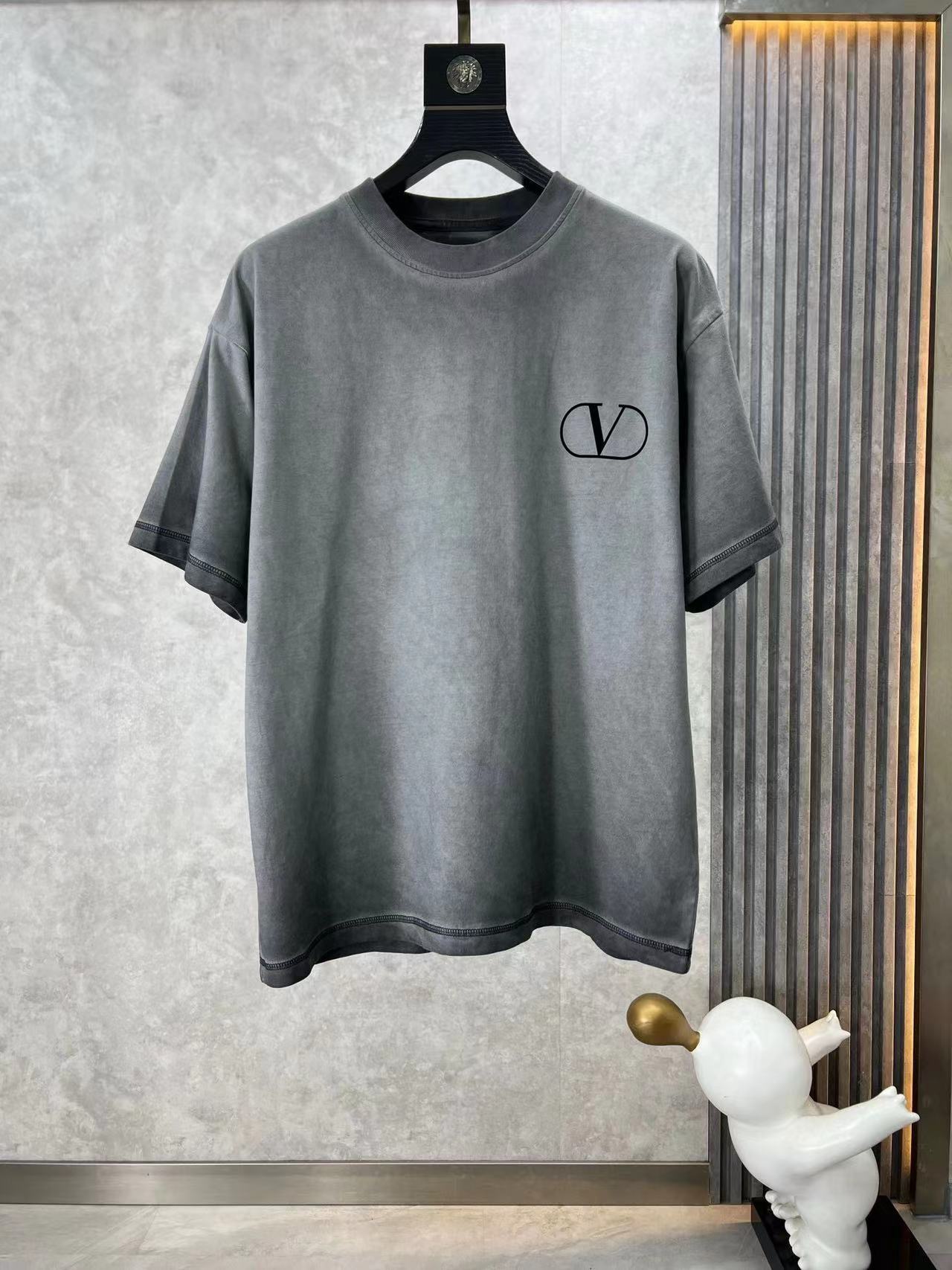 詳細な写真と価格については私に連絡してください。