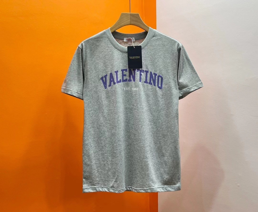 詳細な写真と価格については私に連絡してください。