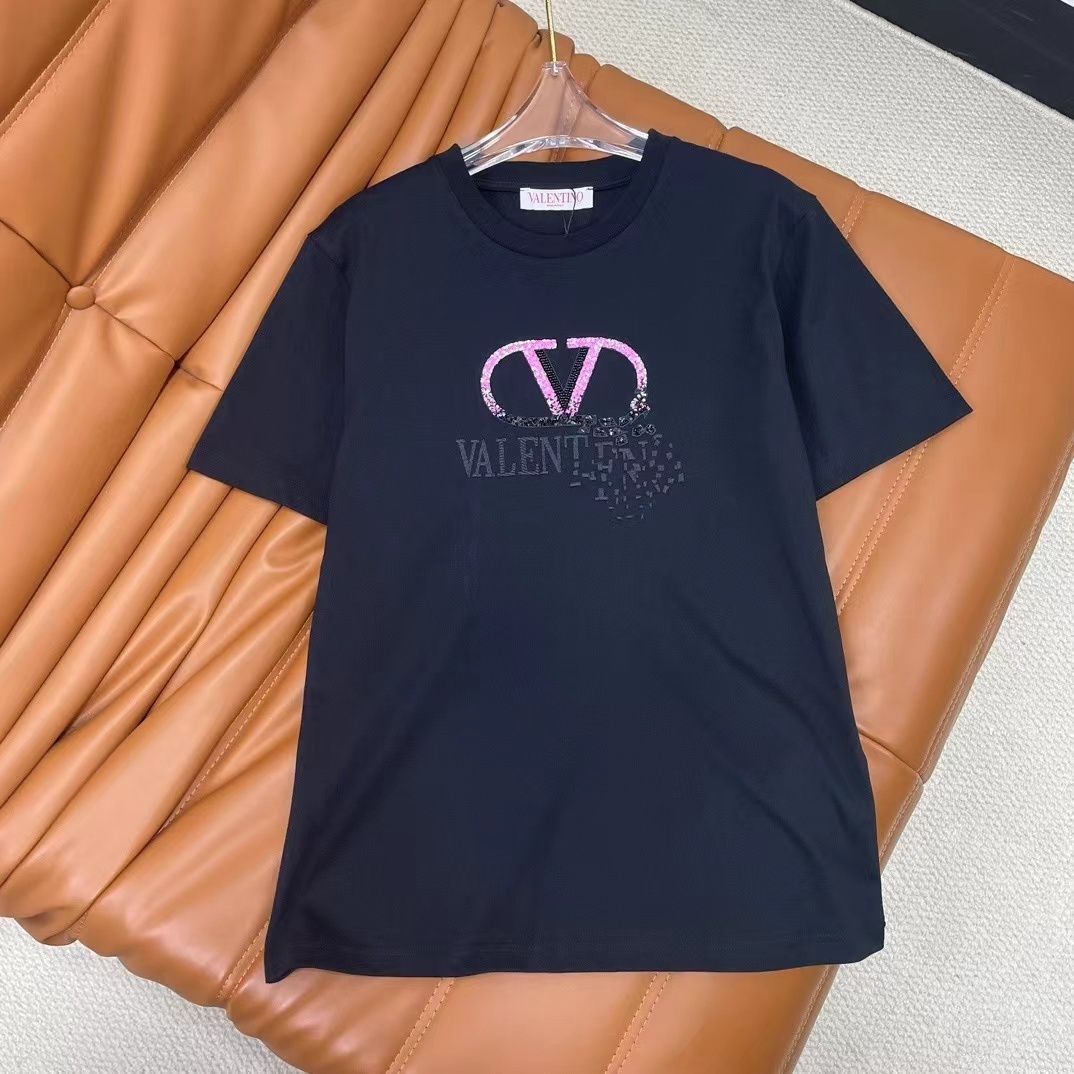 詳細な写真と価格については私に連絡してください。