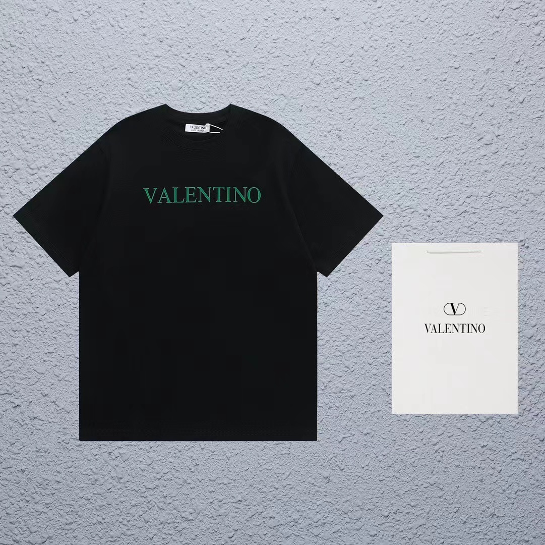 詳細な写真と価格については私に連絡してください。