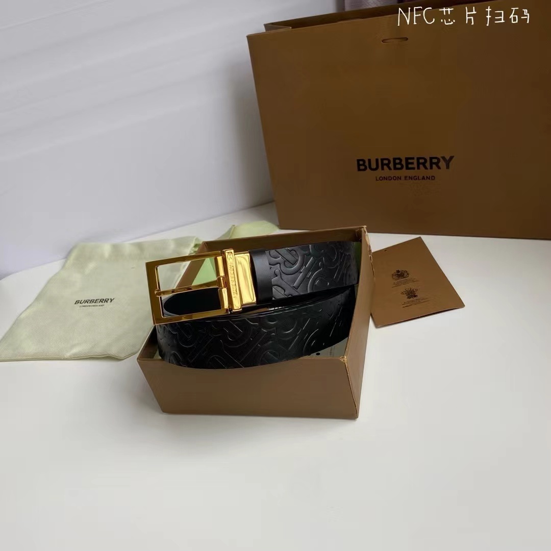 詳細な写真と価格については私に連絡してください。