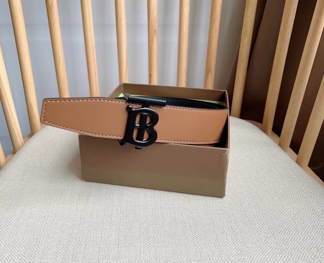 詳細な写真と価格については私に連絡してください。