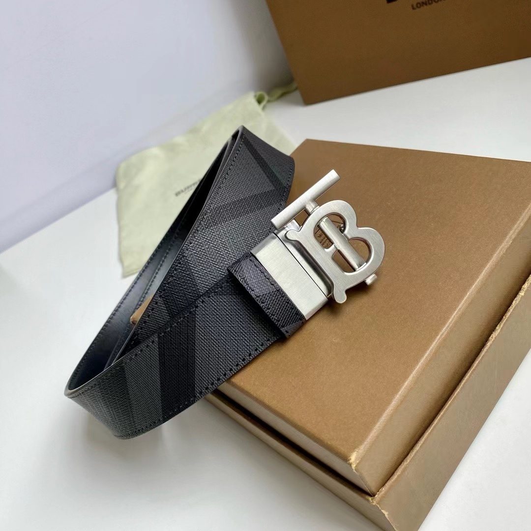 詳細な写真と価格については私に連絡してください。