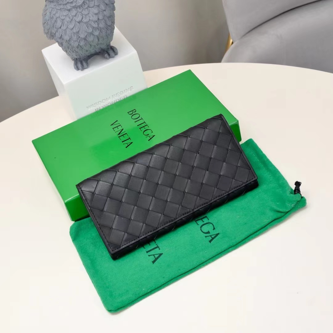 詳細な写真と価格については私に連絡してください。