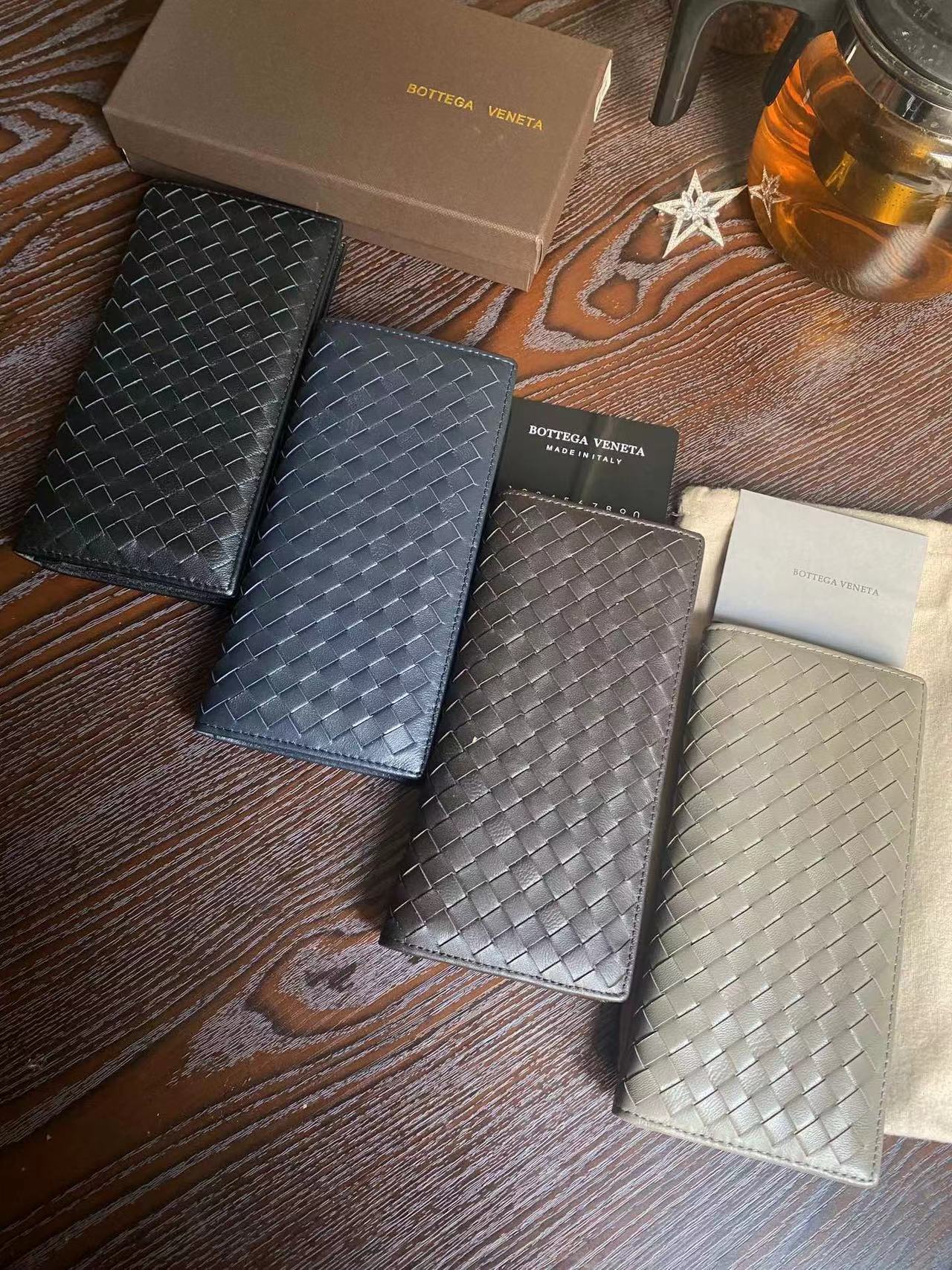 詳細な写真と価格については私に連絡してください。