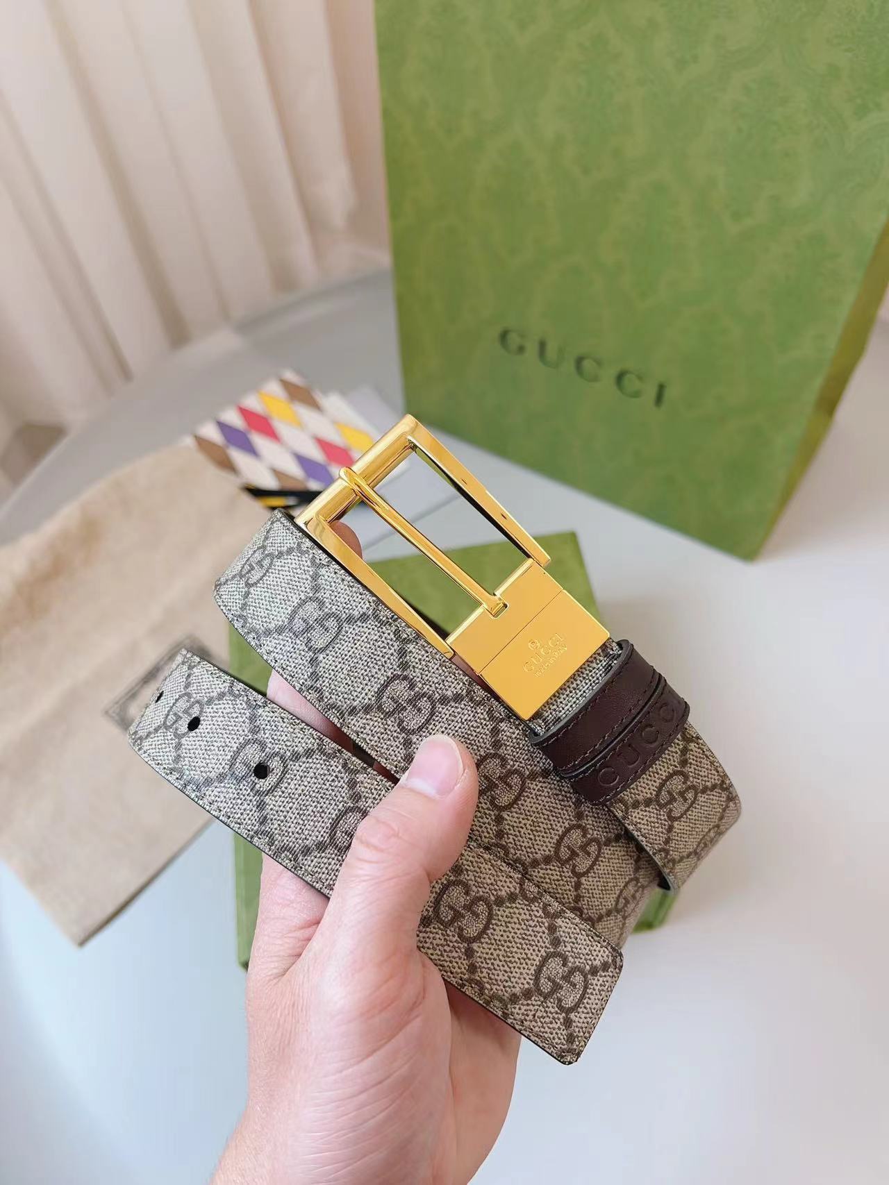 詳細な写真と価格については私に連絡してください。