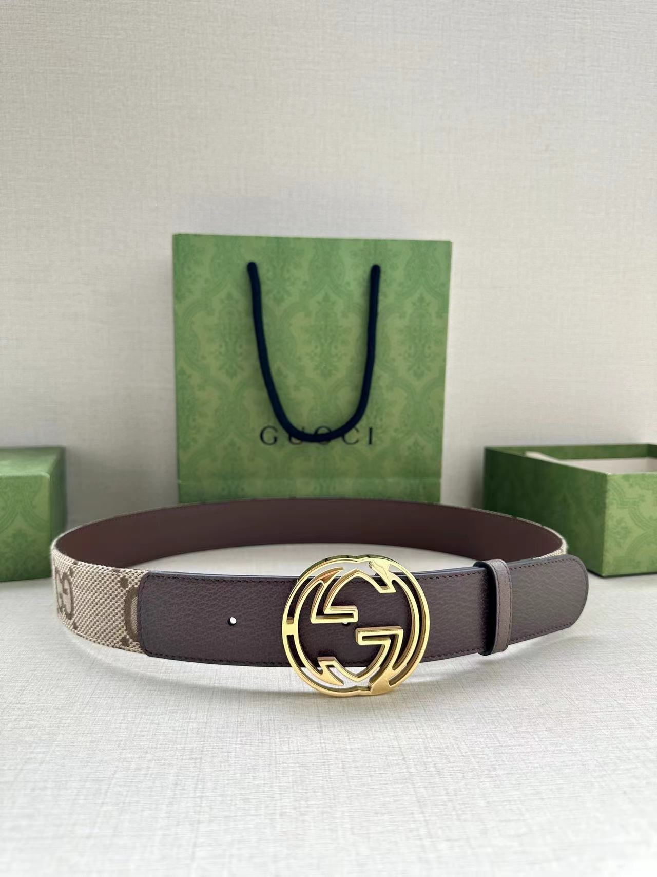 詳細な写真と価格については私に連絡してください。