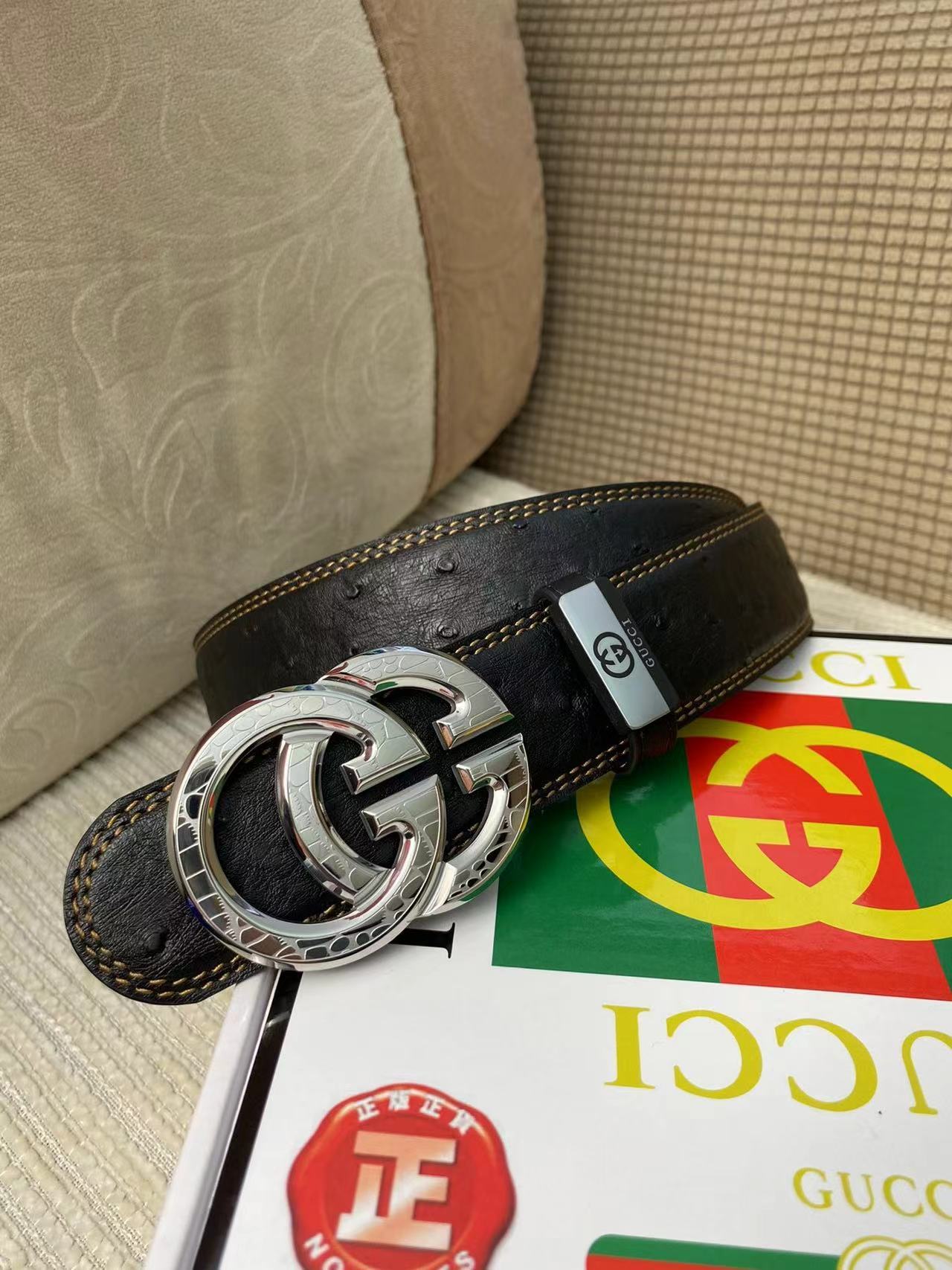 詳細な写真と価格については私に連絡してください。