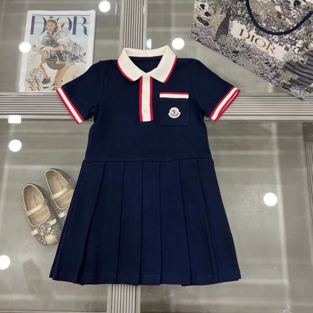 詳細な写真と価格については私に連絡してください。