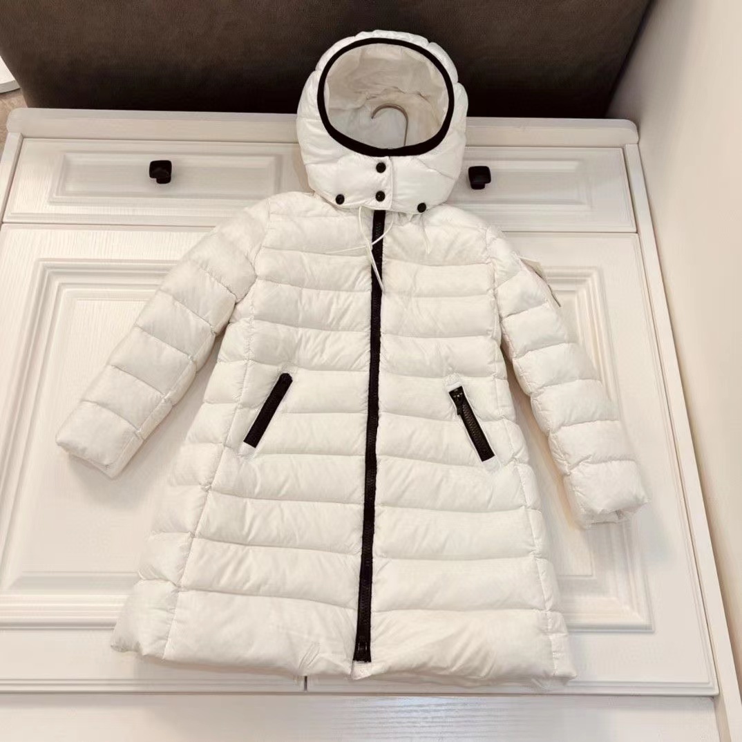 詳細な写真と価格については私に連絡してください。