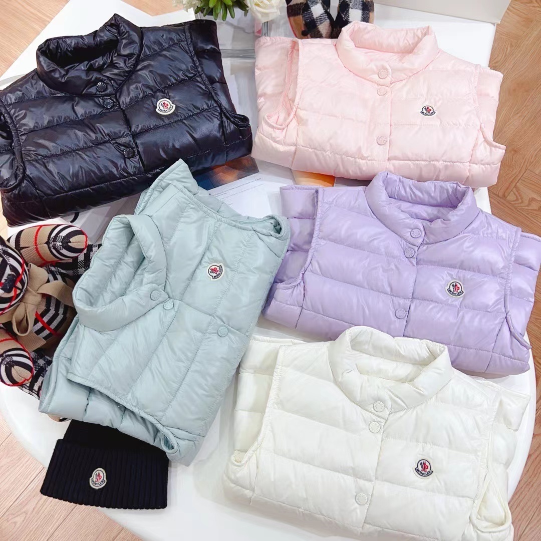 詳細な写真と価格については私に連絡してください。