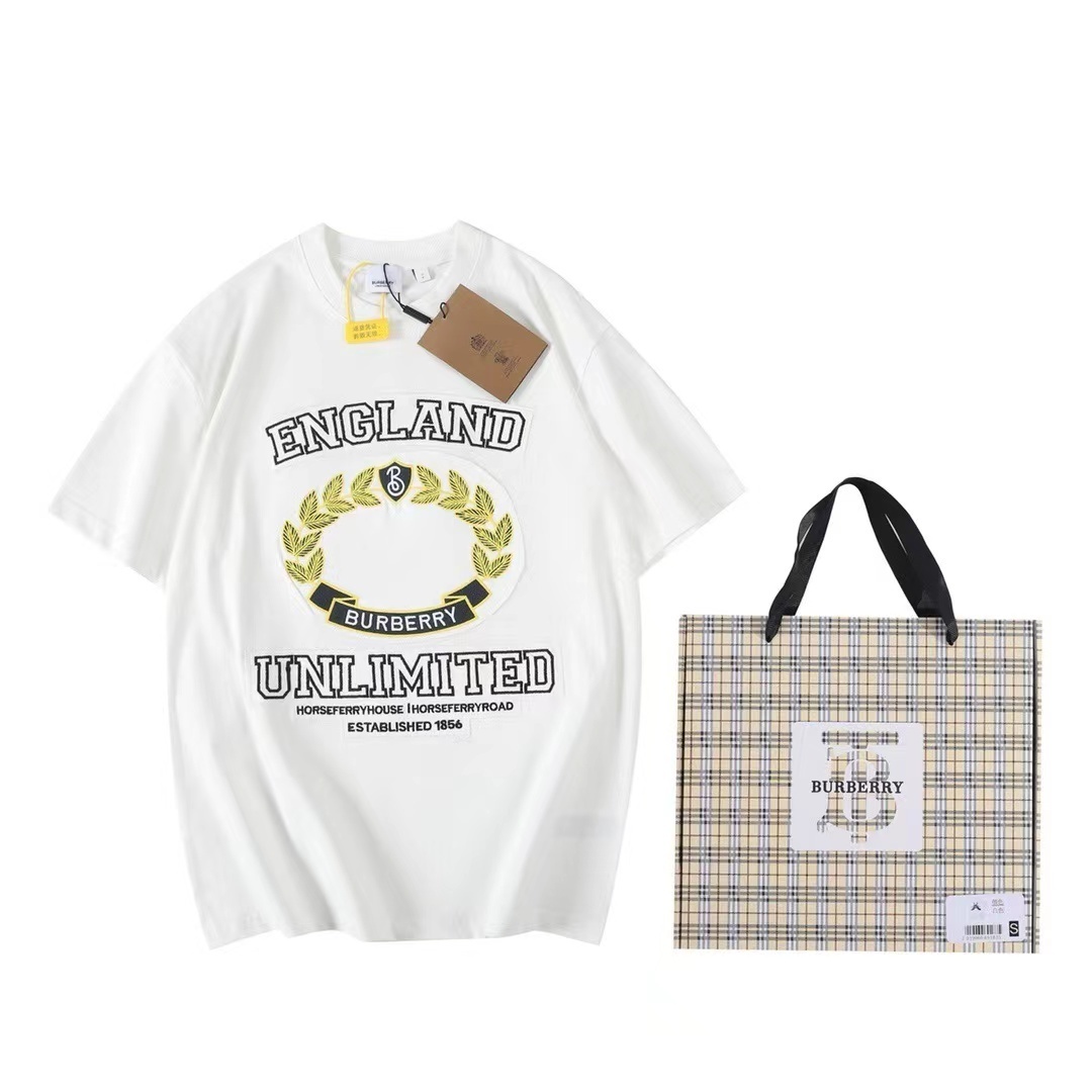 詳細な写真と価格については私に連絡してください