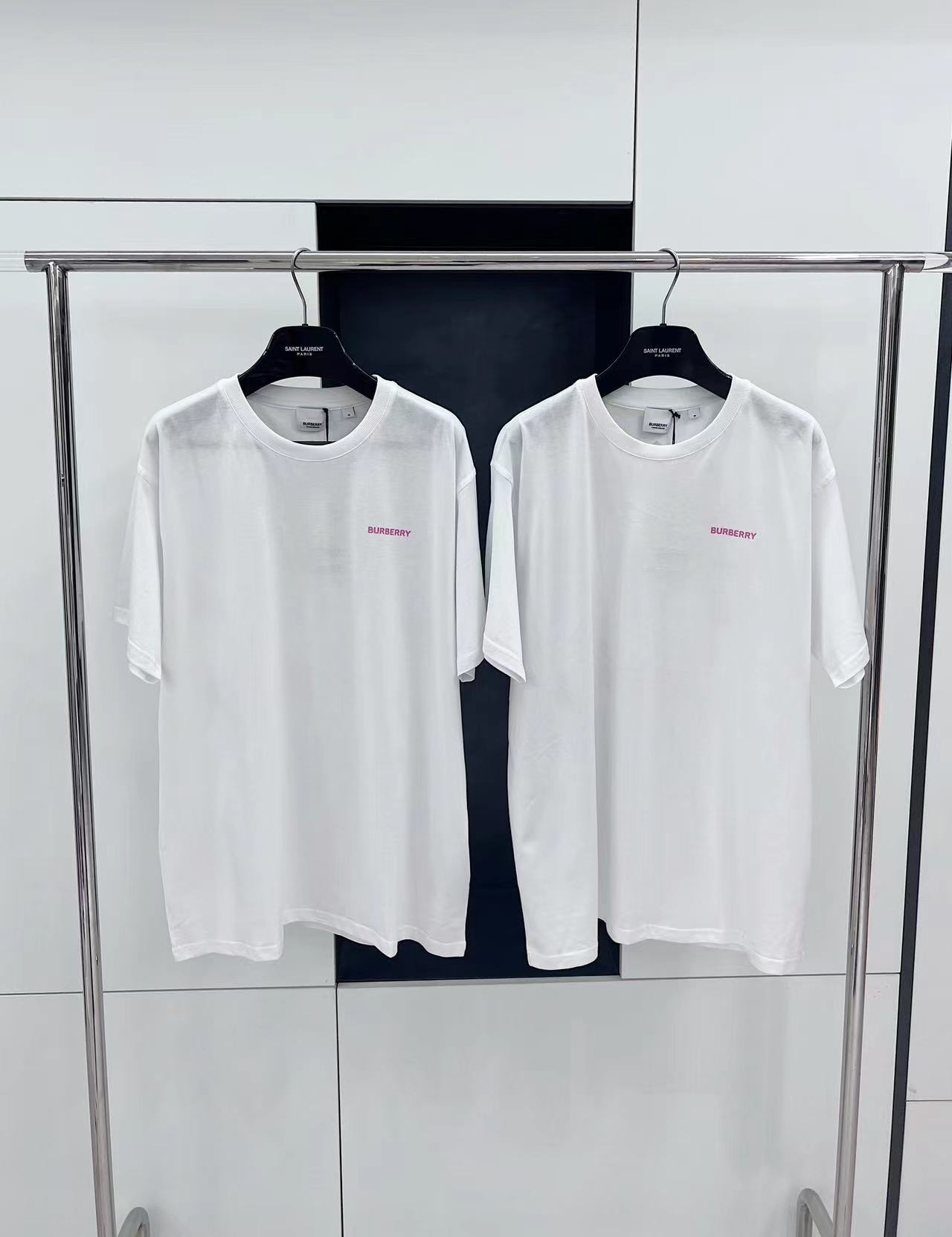 詳細な写真と価格については私に連絡してください