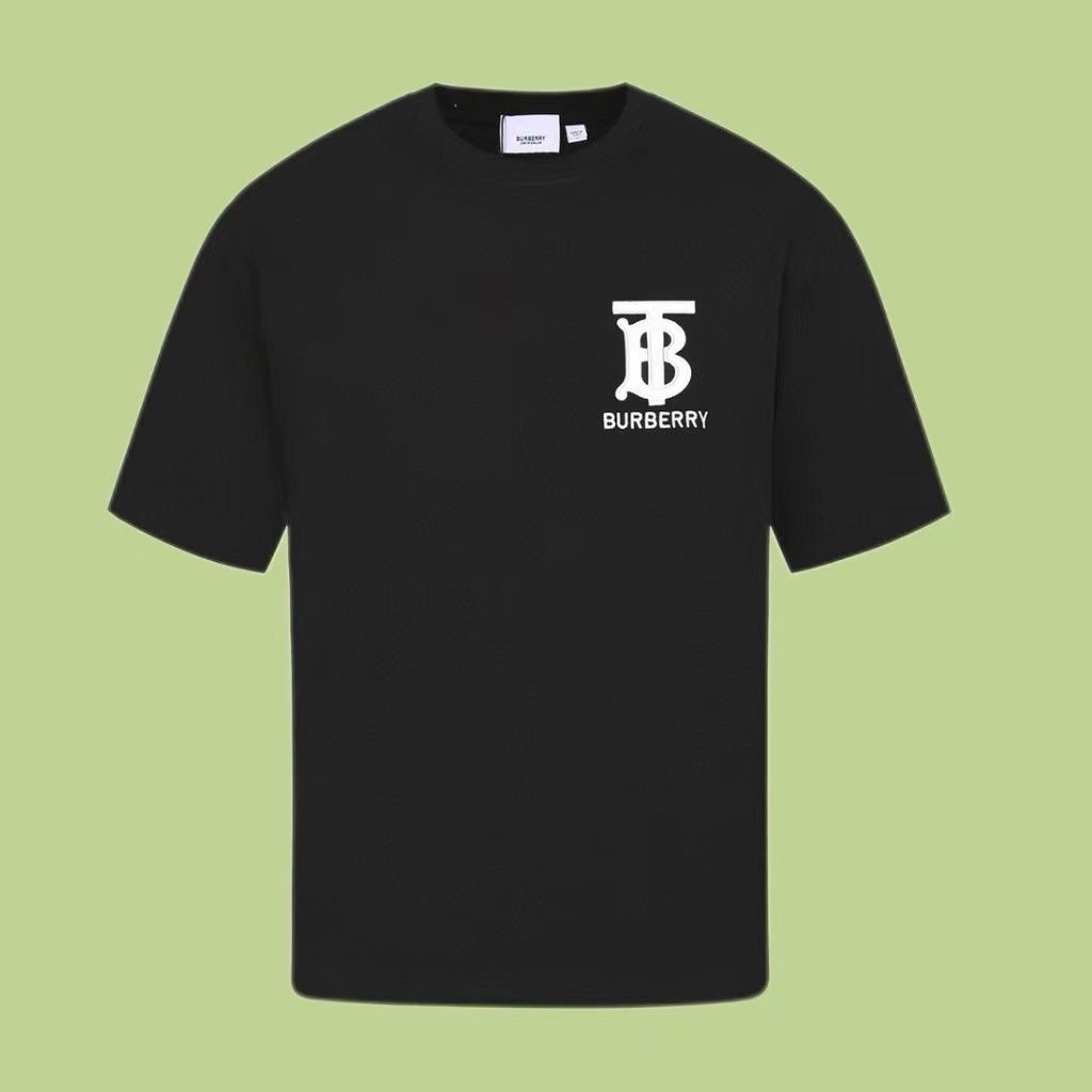 詳細な写真と価格については私に連絡してください