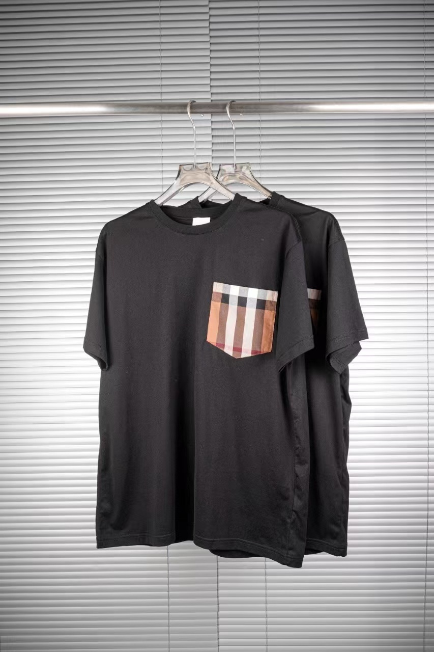 詳細な写真と価格については私に連絡してください