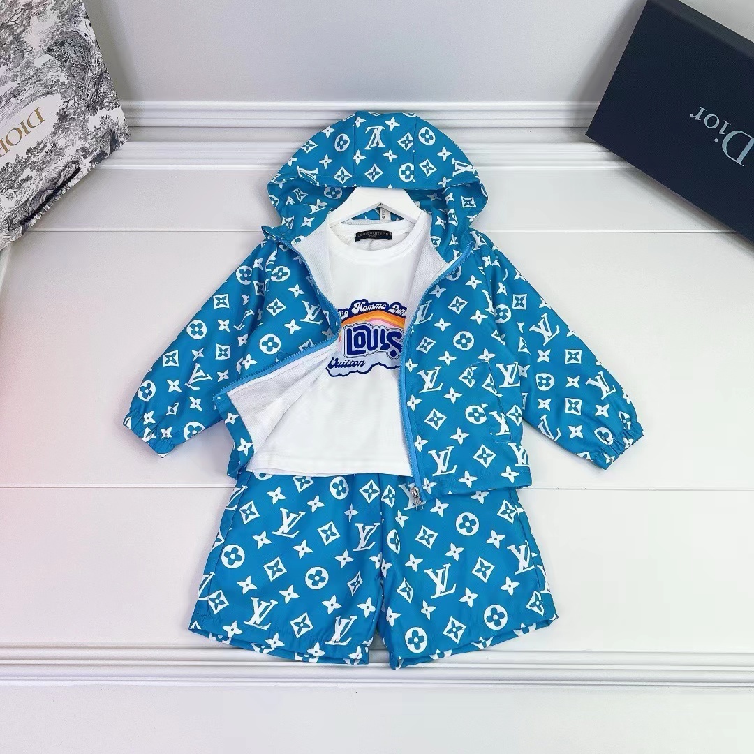 詳細な写真と価格については私に連絡してください