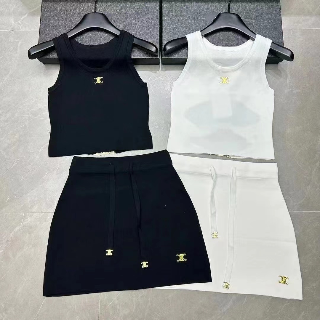 詳細な写真と価格については私に連絡してください。