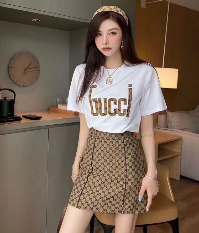 詳細な写真と価格については私に連絡してください。