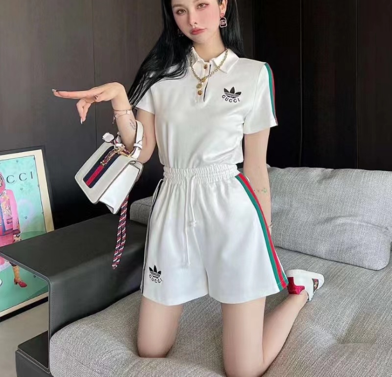 詳細な写真と価格については私に連絡してください。