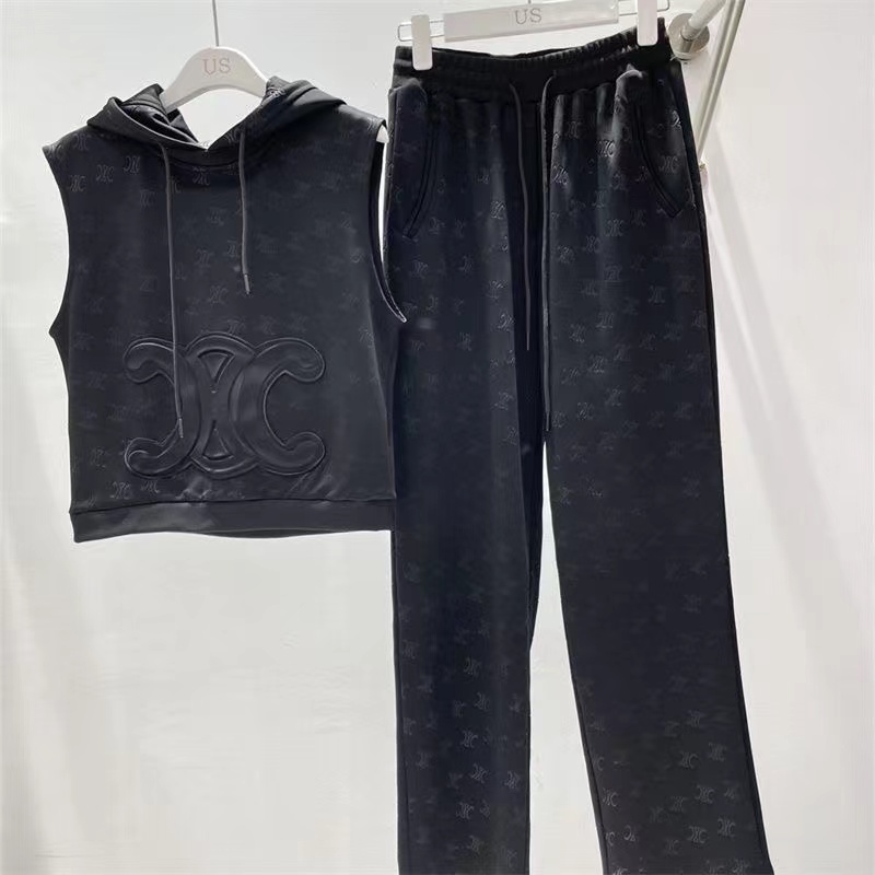 詳細な写真と価格については私に連絡してください。