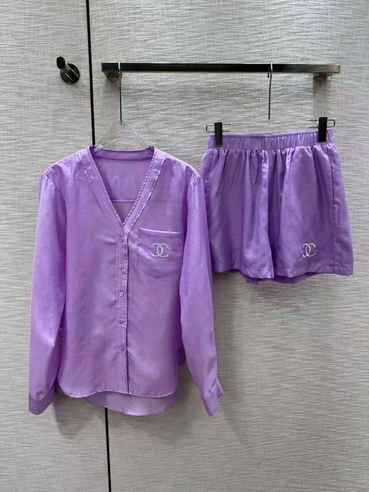 詳細な写真と価格については私に連絡してください。